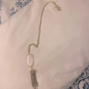 Kendra Scott long pendant necklace in white (with Gold) Open to offers!